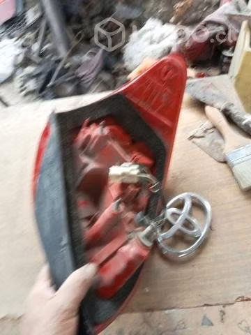 Foco trasero Toyota RAD 4 rh