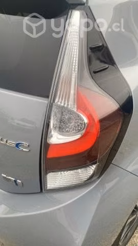 Prius C Híbrido