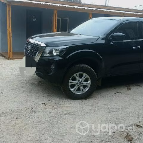 Nissan navara 2021 único dueño al dia sin multas