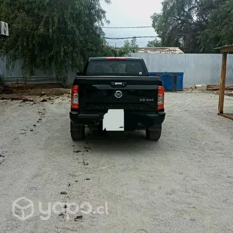 Nissan navara 2021 único dueño al dia sin multas