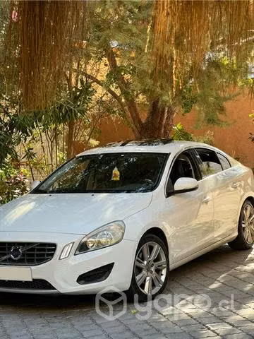 Volvo s60 t5 plus - Imagen 3