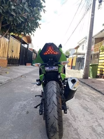 Kawasaki ninja 400 abs