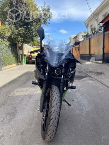 Kawasaki ninja 400 abs