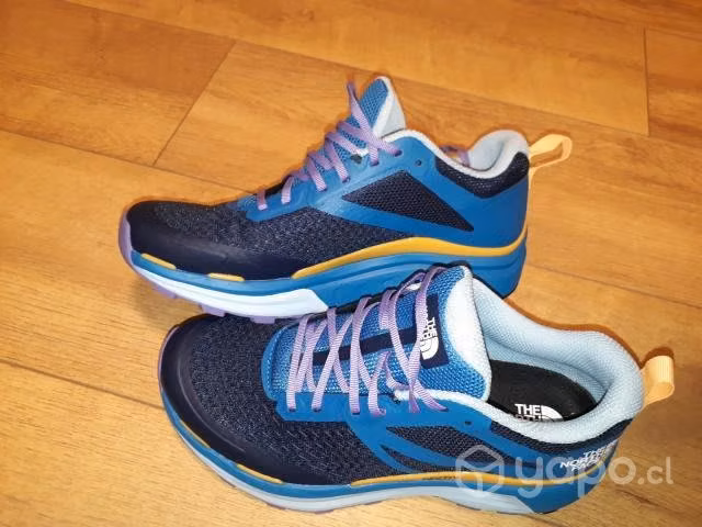 Zapatillas North Face Vectiv Infinite, talla 8.5