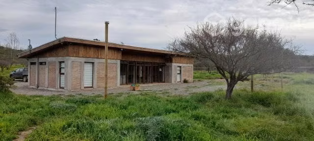 Hermosa casa de campo ubicada en Limache
