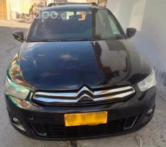 Colectivo petrolero para llegar y trabajar
