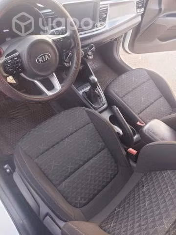 Vendo kia rio 4 2019 full equipo - Imagen 4