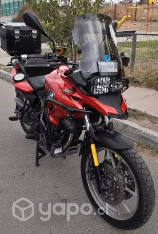 Vendo mi moto BMW gs700 cc
