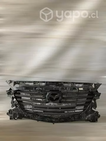 Máscara mazda 