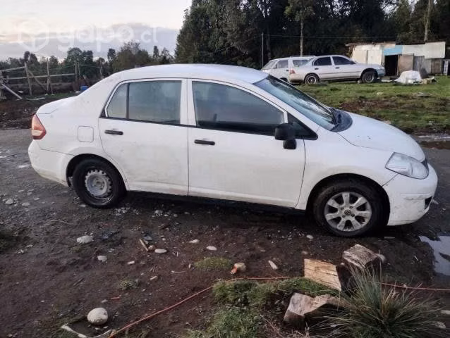 Nissan tiida 2008