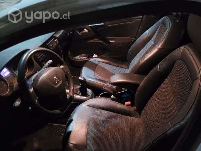 Se vende peugeot 301