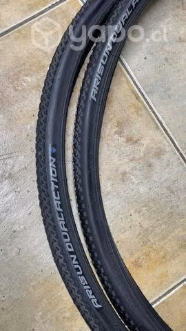 Neumáticos 700x33