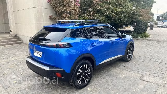 Peugeot 2008 Allure 2021 MT Bencina