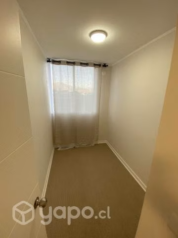 Arriendo departamento año corrido semi amoblado