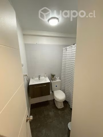 Arriendo departamento año corrido semi amoblado