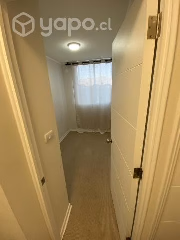 Arriendo departamento año corrido semi amoblado