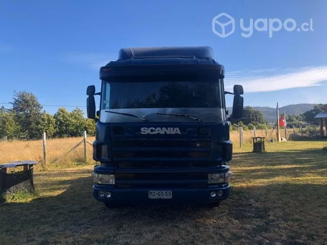 Tracto camion 4 x 2 permuto POR CAMIONETA