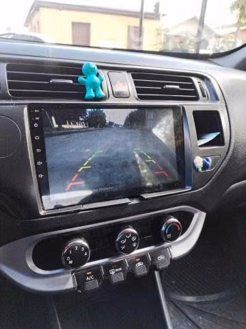 Kia motors rio 2015