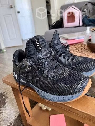 Under armour modelo hovr apex 41