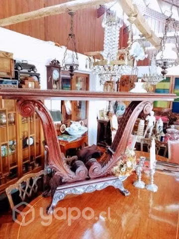 Hermoso Arrimo Chippendale , Caoba