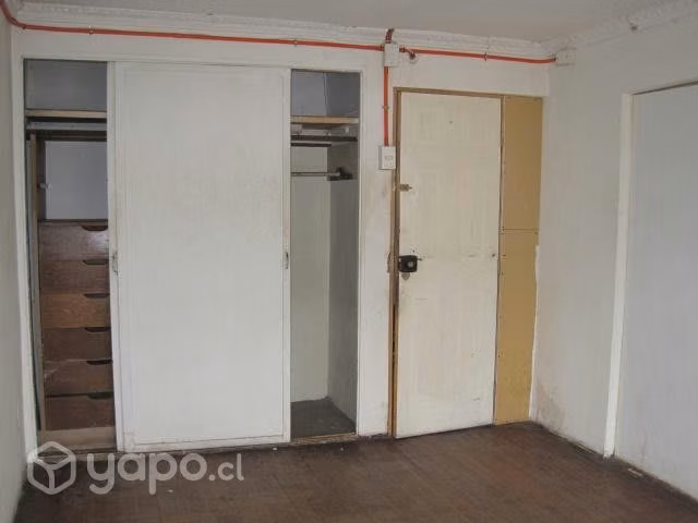 Pieza,no paga mes de garantía, Metro Lo Ovalle