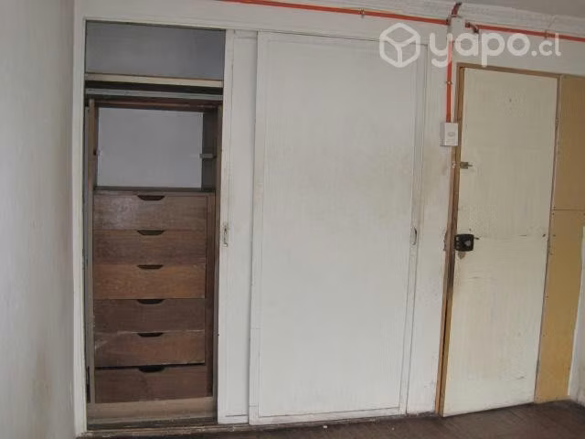 Pieza,no paga mes de garantía, Metro Lo Ovalle