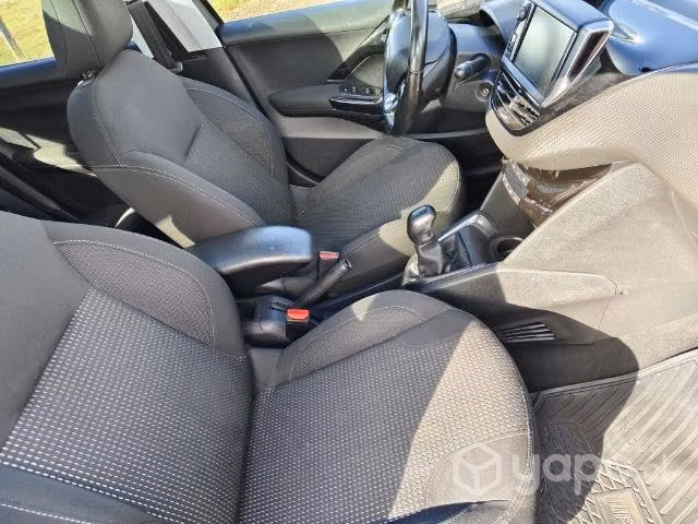 Peugeot 208 Allure HDI 2016