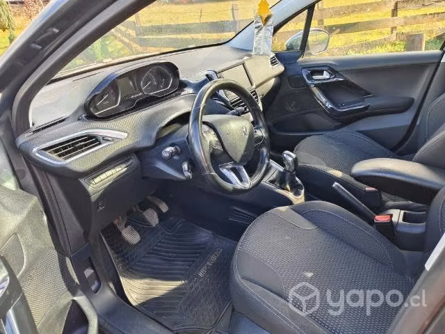 Peugeot 208 Allure HDI 2016