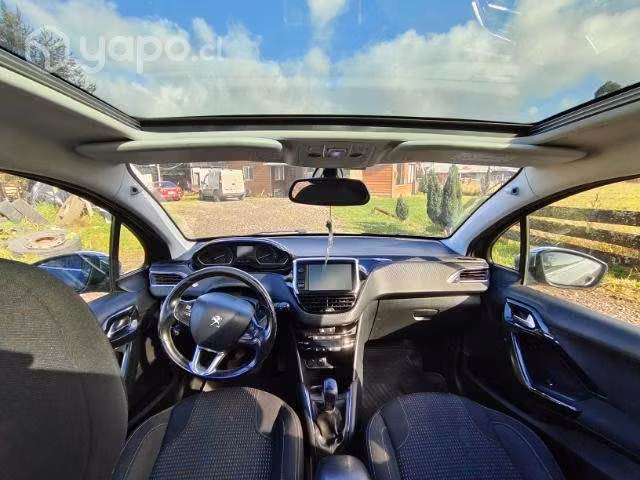 Peugeot 208 Allure HDI 2016