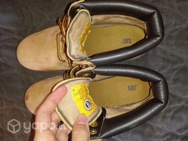 Botines Catterpilar café claro amarillo talla 38 - Imagen 2