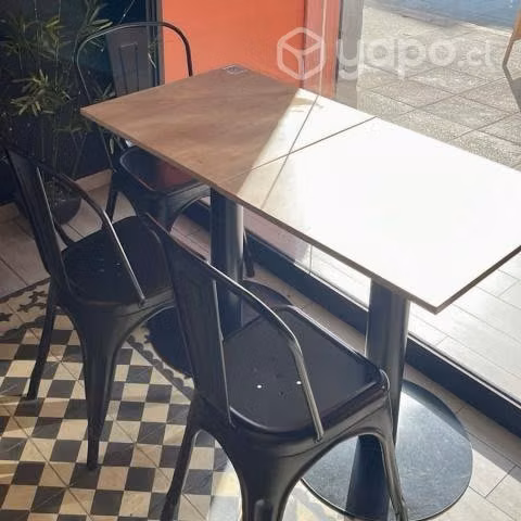 Mesas y Sillas tipo Tolix cafetería, heladería