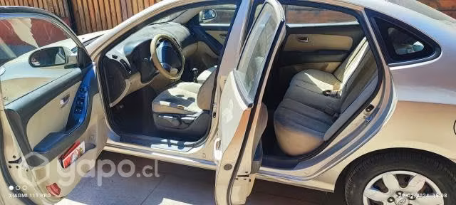 NEW HYUNDAI ELANTRA 2008 GLS 1.6 motor excelente