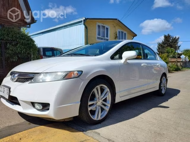 Honda Civic 2010 - Imagen 2