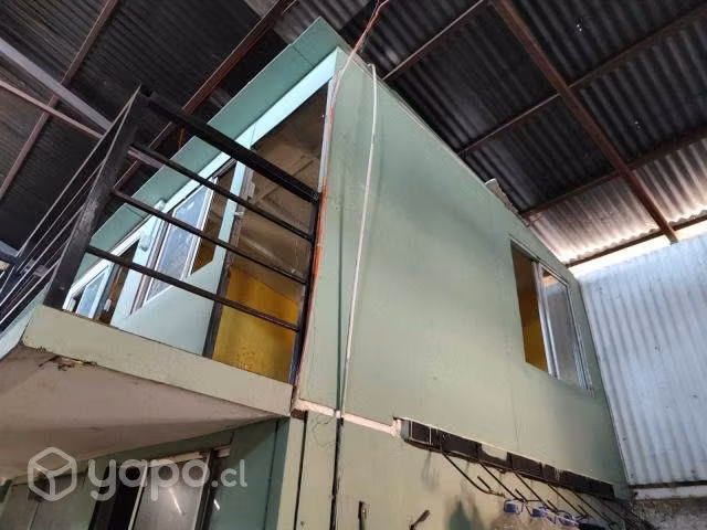 Vendo galpon con 14 habitaciones para arriendo