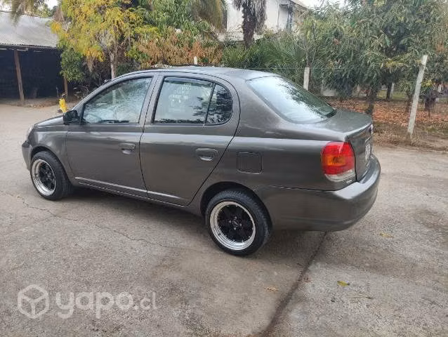 Toyota Yaris 2006