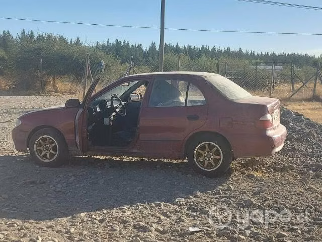 Hyundai accent 1998