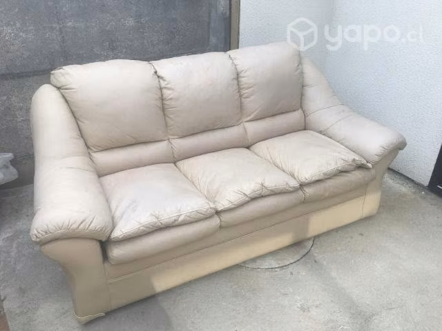 Living : 1 sillón grande más 2 chicos