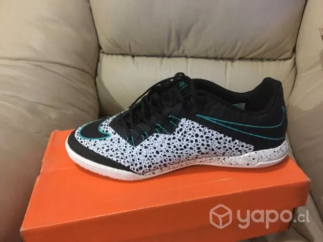 Zapatillas Nike nuevas talla 38-39