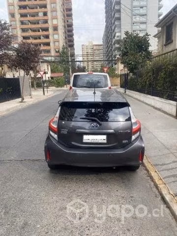Toyota prius 2018