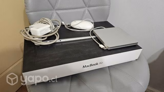 MacBook Air 13" Año 2011 - Imagen 6