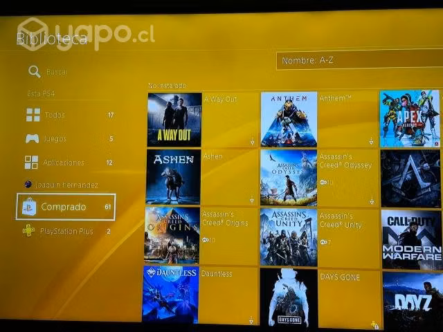 Ps4 slim, con un control