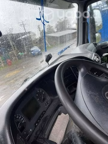 Mercedes benz actros 3336