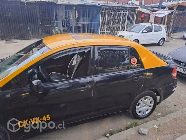 Nissan tiida 2013