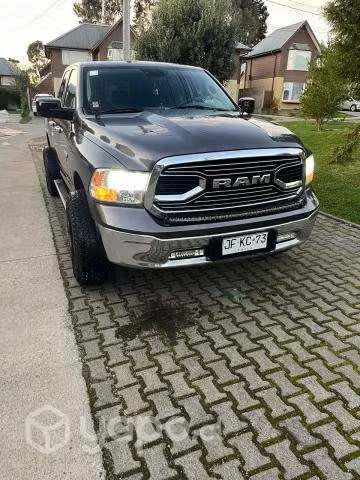 Ram 1500 permuto - Imagen 5