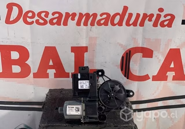 Motor alza vidrio trasero derecho RAM 1000 SLT 1.8