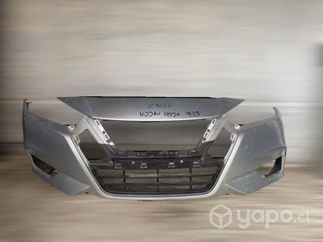 Parachoque delantero nissan versa 2019-2023