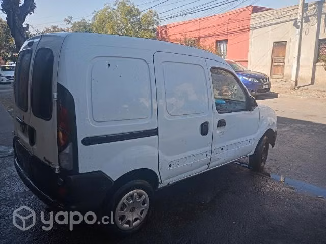 puerta lateral Renault kangoo 2004
