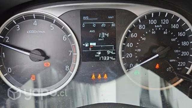 Nissan new versa impecable