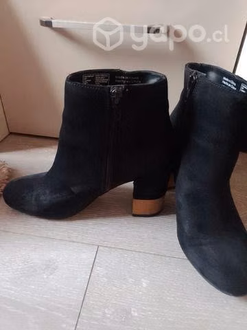 Botas Bata talla 36
