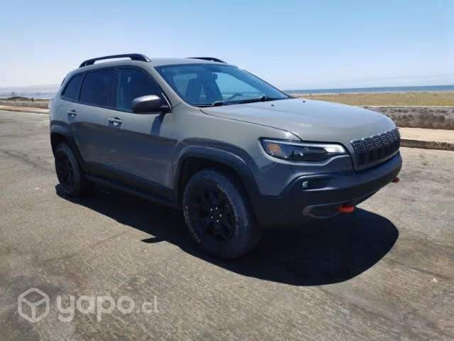 Jeep cherokee trailhawk